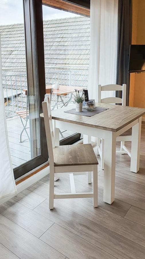 Friendly Home - Klinkerhof Bornheim  Bagian luar foto