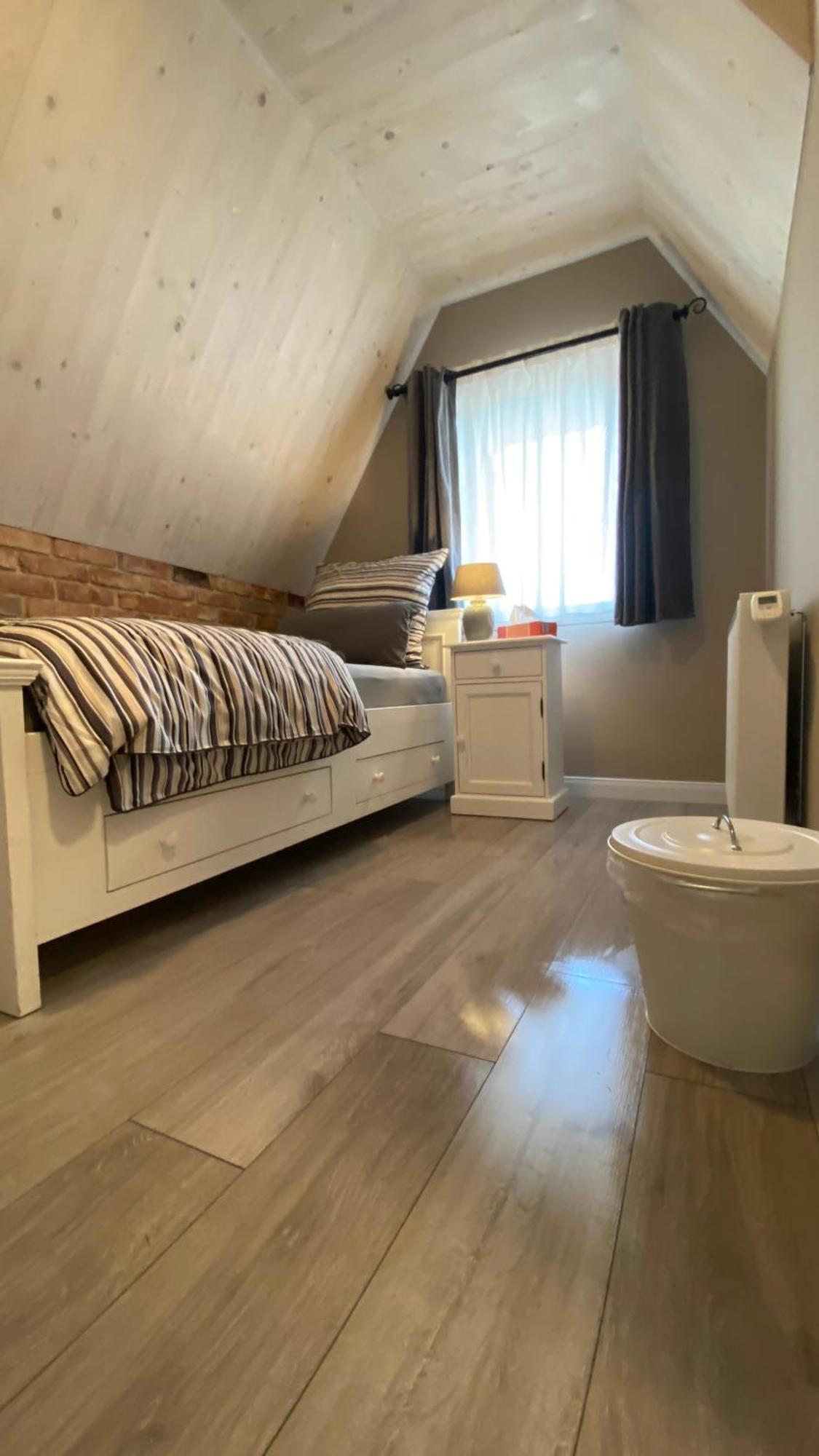 Friendly Home - Klinkerhof Bornheim  Bagian luar foto