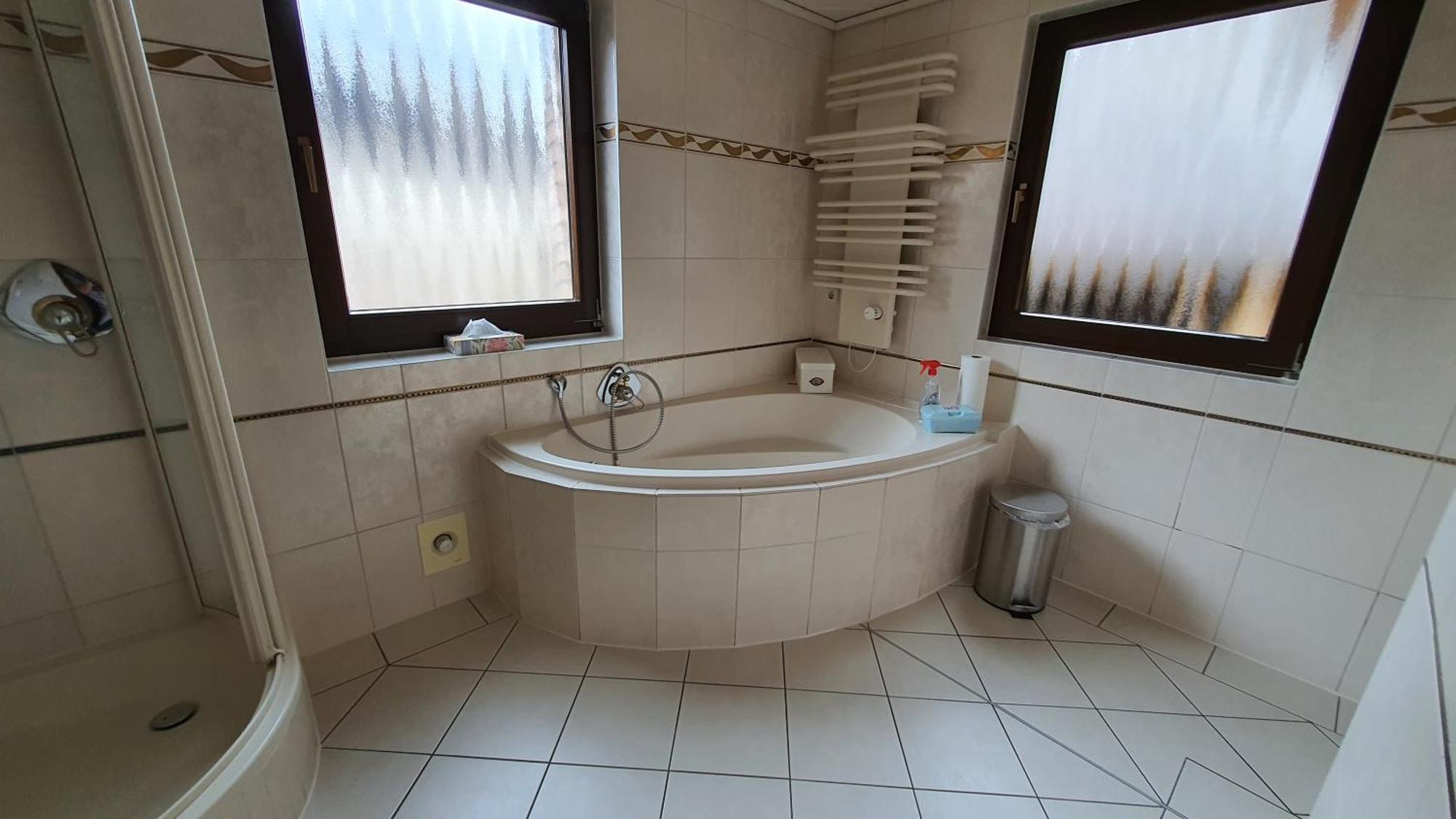 Friendly Home - Klinkerhof Bornheim  Bagian luar foto